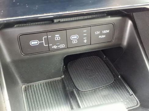 Certified 2025 Hyundai Tucson SEL image 10