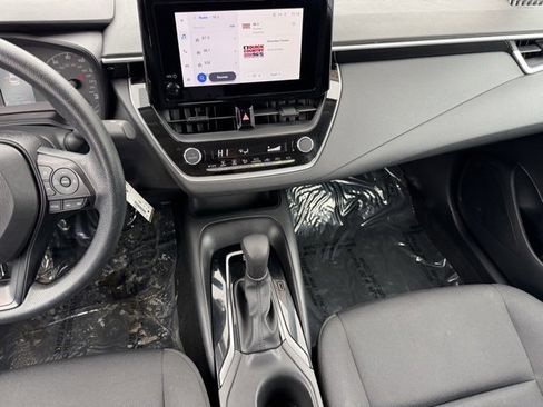 Certified 2023 Toyota Corolla LE image 2