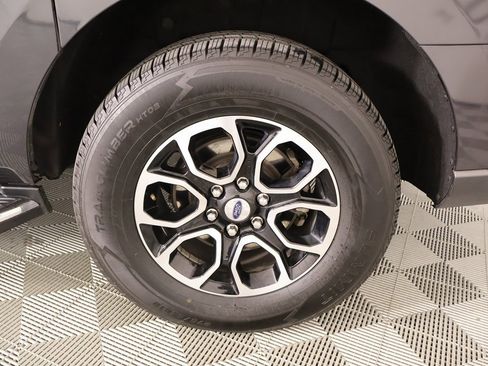 Used 2023 Ford Expedition Max XLT image 20