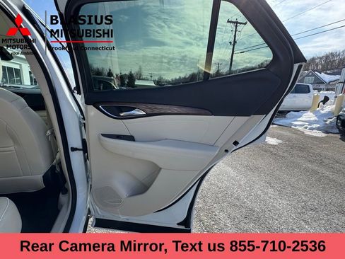 Used 2022 Buick Envision Avenir w/ Technology Package II image 37