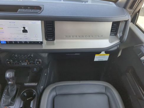 Used 2025 Ford Bronco Outer Banks w/ Matte Film Protection Package image 17