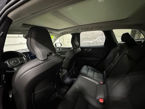 Used 2025 Volvo XC60 B5 Plus w/ Protection Package Premier image 15