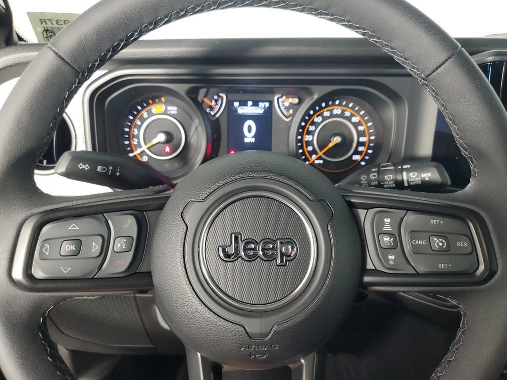 Used 2026 Jeep Wrangler Unlimited Sport AWD/4WD image 23