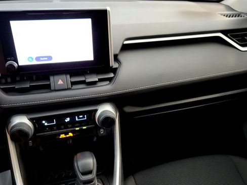 Certified 2025 Toyota RAV4 LE AWD/4WD image 29