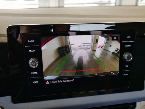 New 2026 Volkswagen Jetta SE image 19