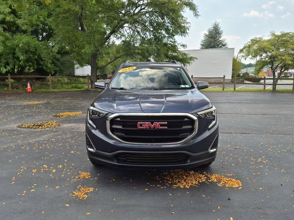 Used 2018 GMC Terrain SLE w/ Driver Convenience Package AWD/4WD image 4