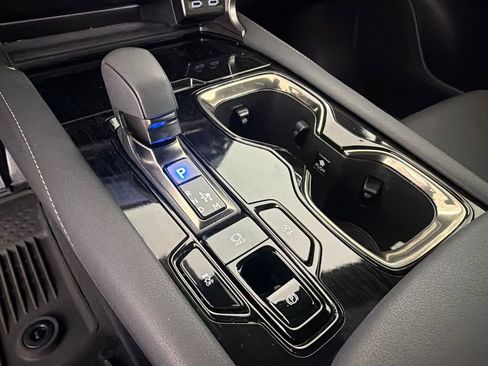 Used 2025 Lexus RX 350 FWD w/ Accessory Package image 32