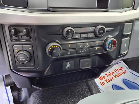 New 2025 Ford F550 4x4 Regular Cab Super Duty image 11