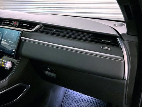 Used 2025 Jaguar F-PACE R-Dynamic S image 25