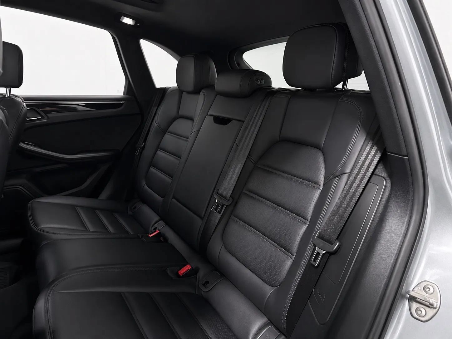 Used 2021 Porsche Macan GTS AWD/4WD image 15