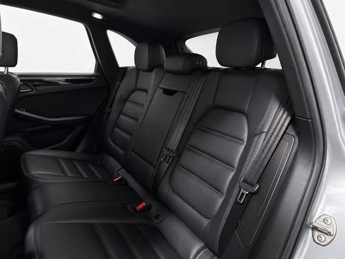 Used 2021 Porsche Macan GTS AWD/4WD image 15