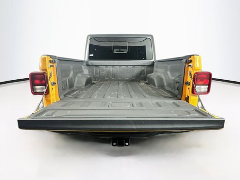 Used 2021 Jeep Gladiator Rubicon AWD/4WD image 29