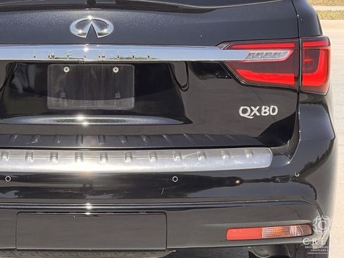 Used 2021 INFINITI QX80 Sensory w/ Cargo Package RWD image 6