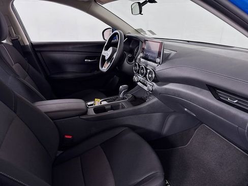 Certified 2025 Nissan Sentra SV w/ Lighting Package image 26