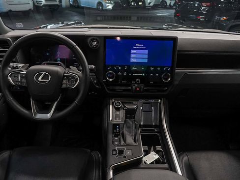 Certified 2025 Lexus GX 550 w/ Cold Area Package image 12