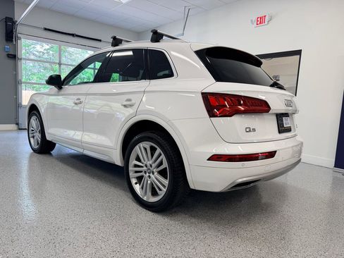 Used 2018 Audi Q5 Prestige w/ Prestige Package AWD/4WD image 5