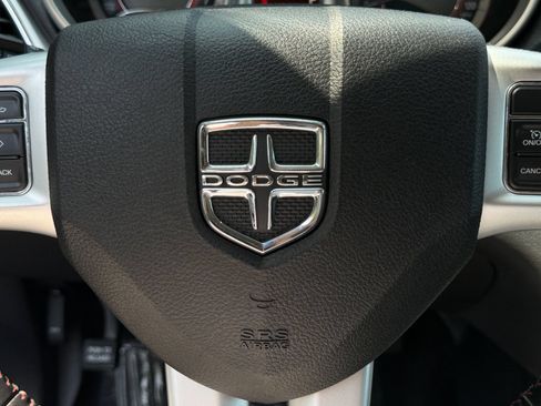Used 2019 Dodge Journey GT AWD/4WD image 33