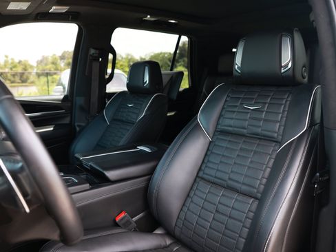 Used 2024 Cadillac Escalade V w/ LPO, Floor Liner Package AWD/4WD image 29