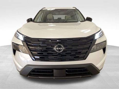 New 2026 Nissan Rogue SV FWD image 7