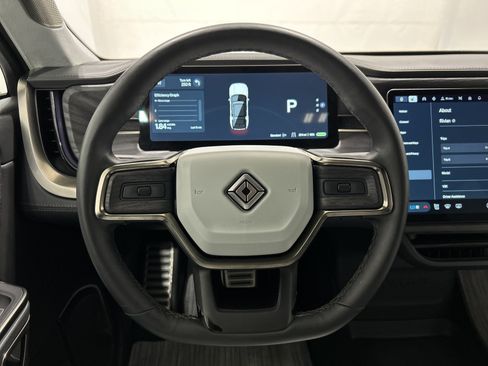 Used 2023 Rivian R1S Adventure AWD/4WD image 28