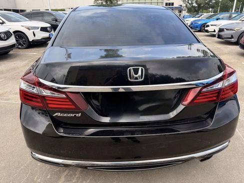 Used 2016 Honda Accord LX image 12