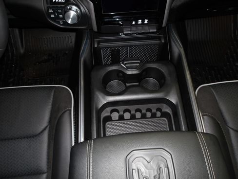 Used 2025 RAM 1500 Laramie AWD/4WD image 13