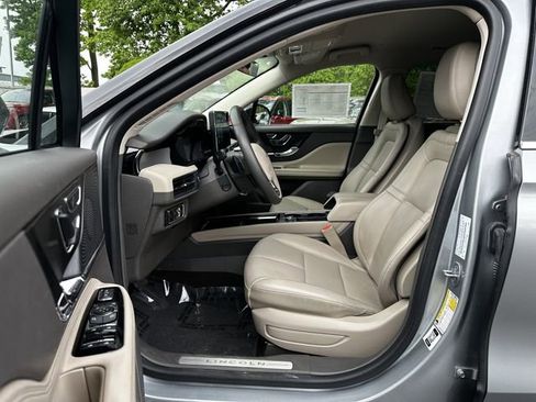 Certified 2024 Lincoln Corsair AWD w/ Equipment Group 101A image 19