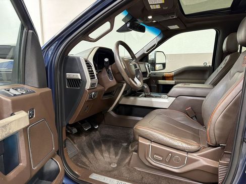 Used 2015 Ford F150 King Ranch w/ Equipment Group 601A Luxury AWD/4WD image 11