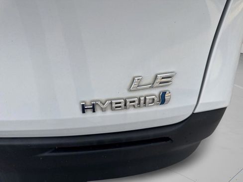 Used 2023 Toyota Sienna LE FWD image 40