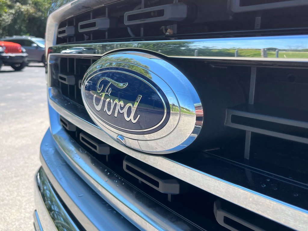 Used 2021 Ford F150 XLT w/ Equipment Group 302A High AWD/4WD image 4