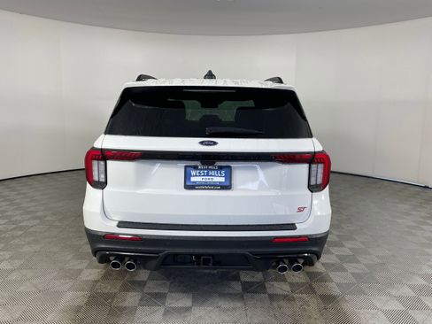 New 2026 Ford Explorer ST w/ Sun And Sound Package image 21