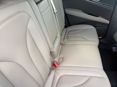 Used 2021 Lincoln Nautilus FWD w/ Equipment Group 101A image 52