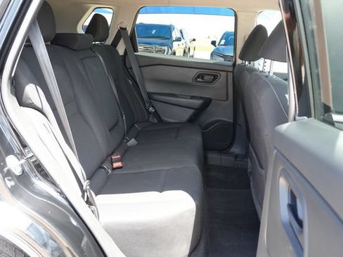 Used 2024 Nissan Rogue S FWD image 24