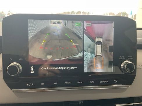 Used 2024 Mitsubishi Outlander SEL image 16