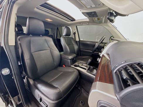 Used 2022 Toyota 4Runner Limited image 26