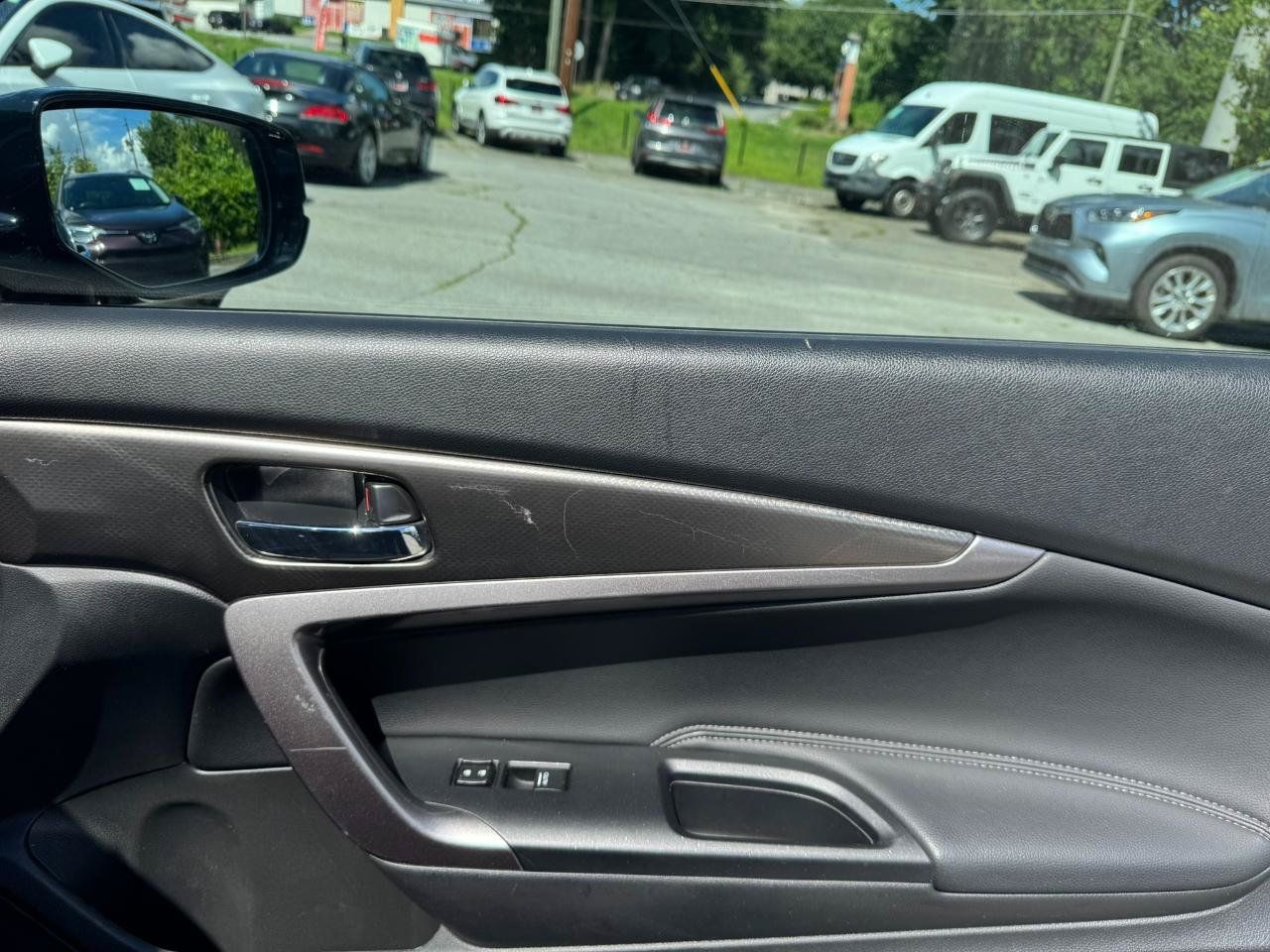 Used 2017 Honda Accord EX image 24