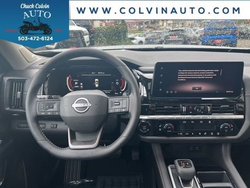 New 2026 Nissan Pathfinder Platinum image 15