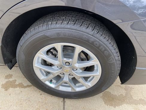 Used 2022 Chevrolet Equinox LT FWD image 30