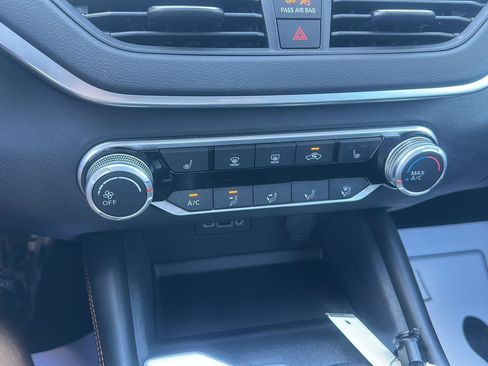Used 2021 Nissan Altima 2.5 SR w/ SR Premium Package AWD/4WD image 29