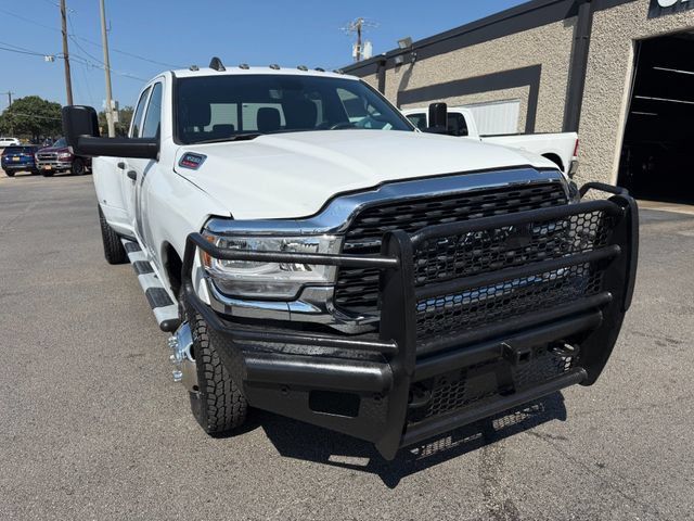 Used 2022 RAM 3500 Tradesman AWD/4WD image 5