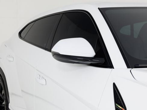 Used 2024 Lamborghini Urus S AWD/4WD image 73