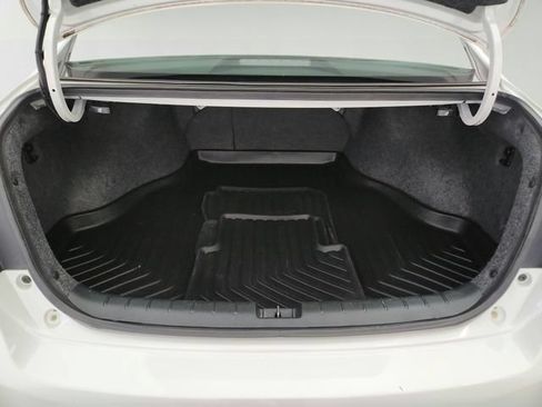 Used 2017 Honda Accord Sport image 28