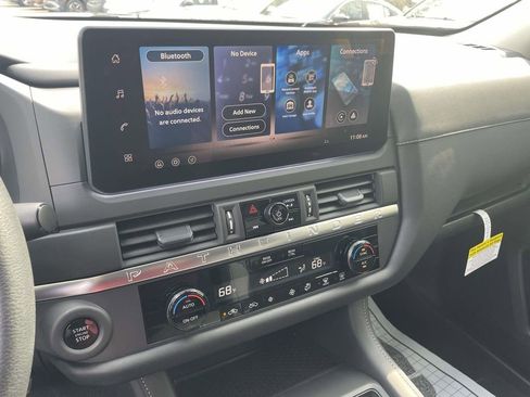 New 2026 Nissan Pathfinder S image 13