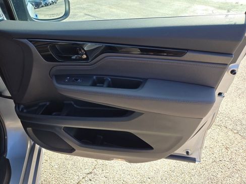 Used 2023 Honda Odyssey Touring image 6