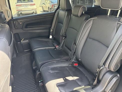 Used 2025 Honda Odyssey Touring image 10