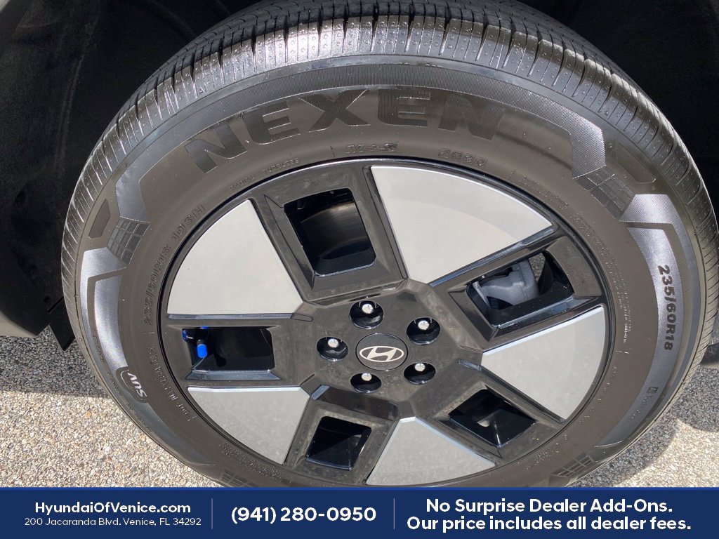 Certified 2025 Hyundai Santa Fe SEL FWD image 21