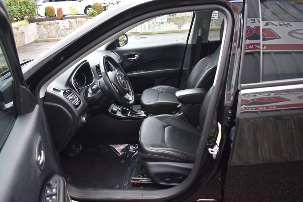 Used 2021 Jeep Compass Limited w/ Sun and Sound Group AWD/4WD image 18