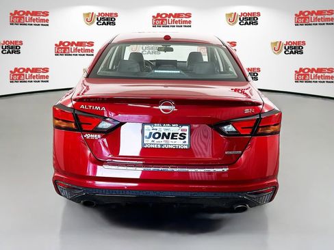 Certified 2023 Nissan Altima 2.0 SR FWD image 17