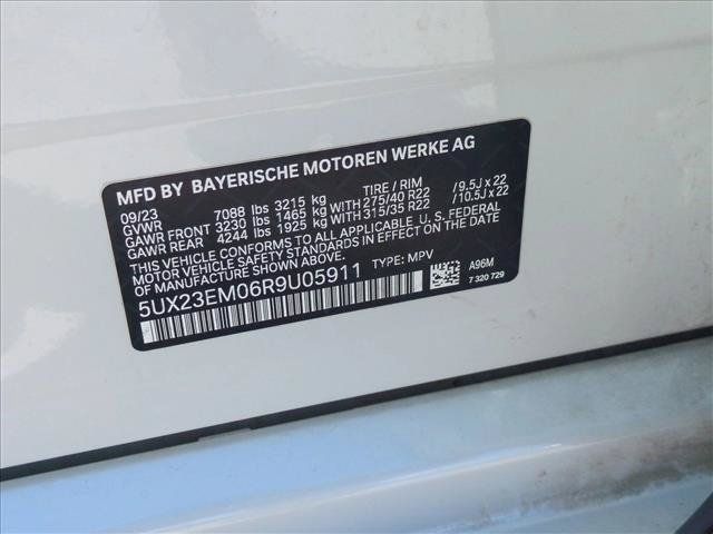 Used 2024 BMW X7 xDrive40i w/ Parking Assistance Package AWD/4WD image 28