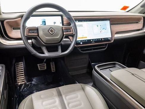 Used 2023 Rivian R1S Launch Edition Quad AWD/4WD image 6